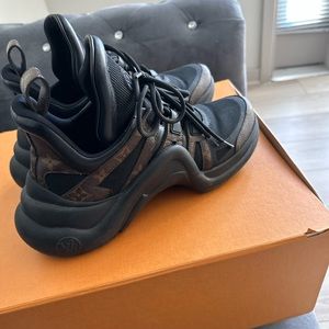 Louie Vuitton Archlight Sneakers